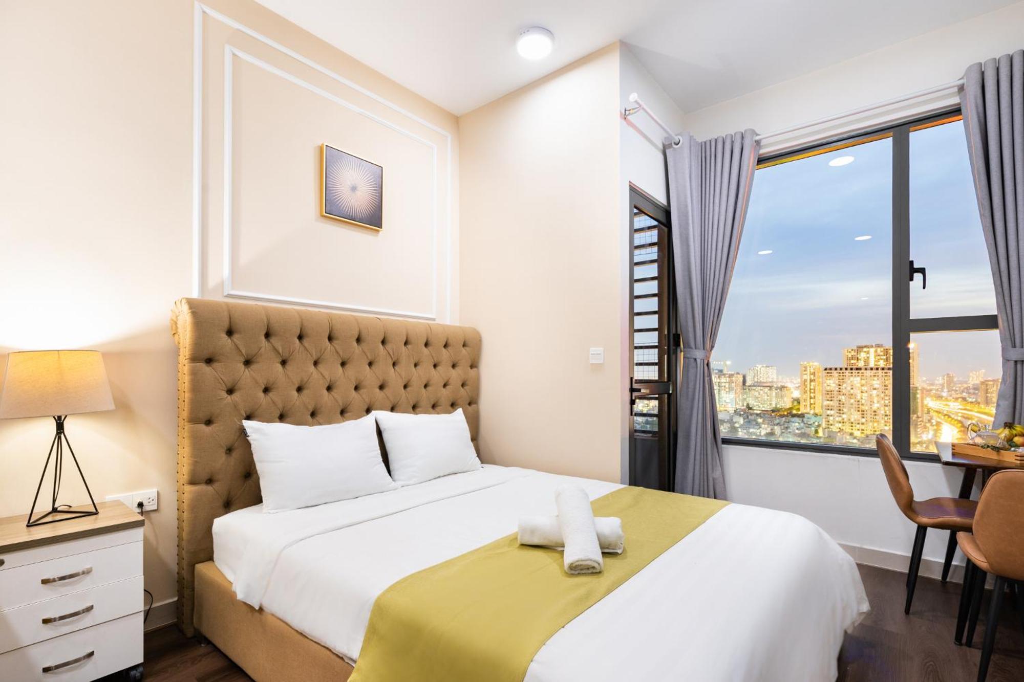 Henry Home - Rivergate Ho Chi Minh City Exterior photo